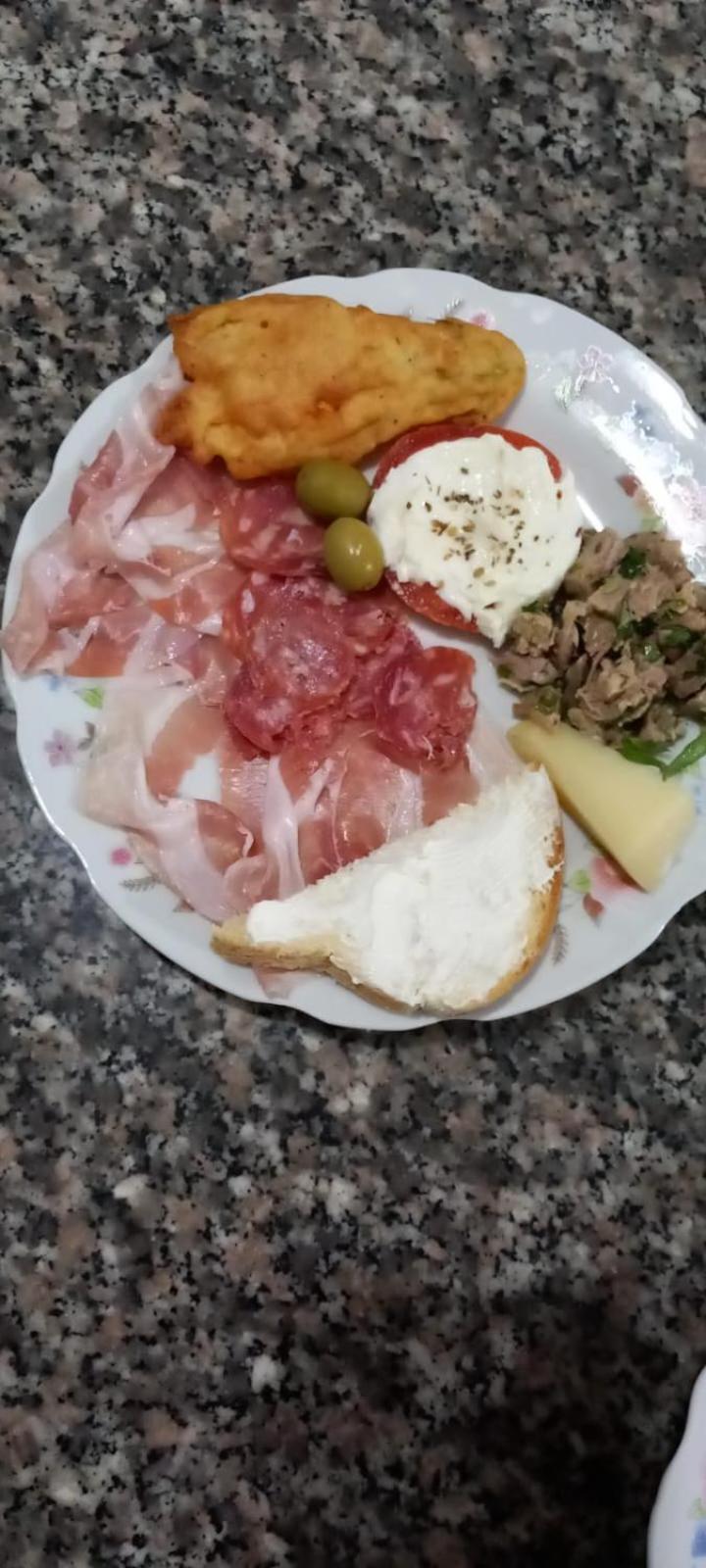 קאלה גונונה Agriturismo Su Tiresi מראה חיצוני תמונה